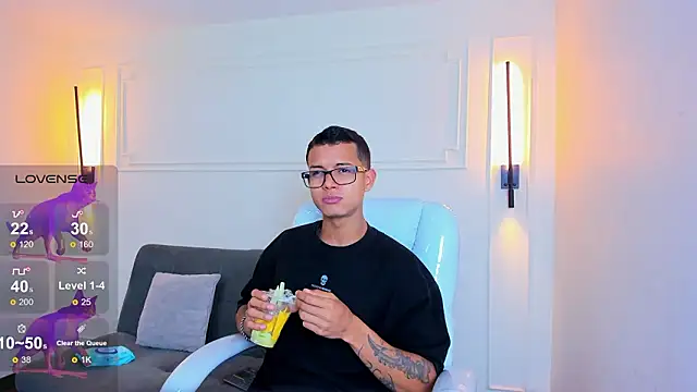 Paradise boy s online show from February 2026 12:49:01 PM