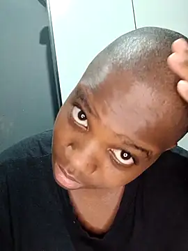 Bigchoccojugsxx online show from February 2026 07:26:01 PM