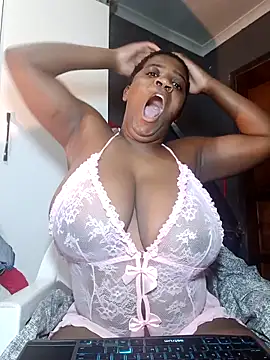 Bigchoccojugsxx online show from May 2026 08:40:02 PM