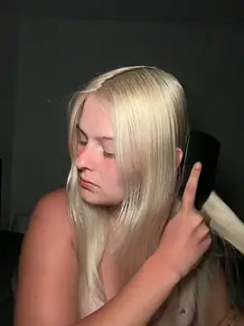 Allylove03 online show from May 2026 06:22:02 PM