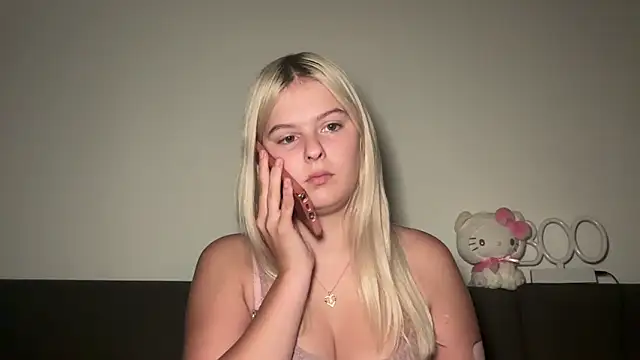Allylove03 online show from June 2026 03:18:02 AM