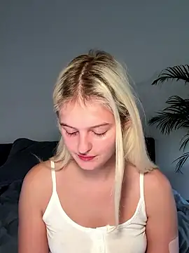 Allylove03 online show from December 2024 04:50:01 PM