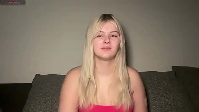 Allylove03 online show from October 2025 06:03:02 AM