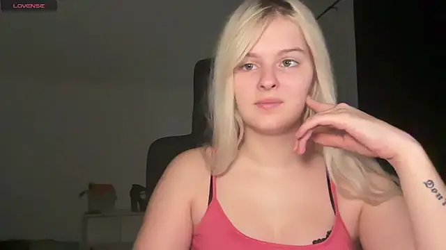 Allylove03 online show from September 2025 09:59:01 AM