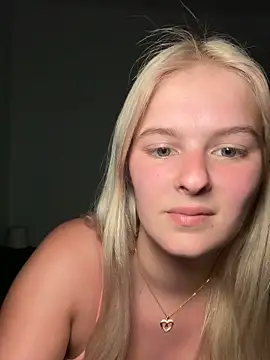 Allylove03 online show from April 2026 02:13:01 PM