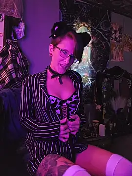 Snapshot of nephilaaranea chatting on April 2026 11:06:01 PM nephilaaranea online show from April 2026 11:06:01 PM