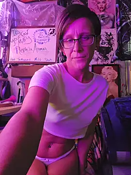 Snapshot of nephilaaranea chatting on April 2026 06:16:02 PM nephilaaranea online show from April 2026 06:16:02 PM