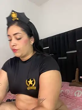 Sheeryl   online show from October 2025 06:15:01 PM