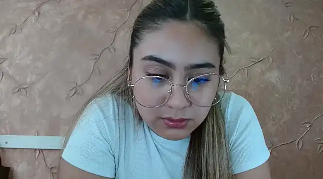 Miabonnett  online show from March 2025 09:21:01 PM