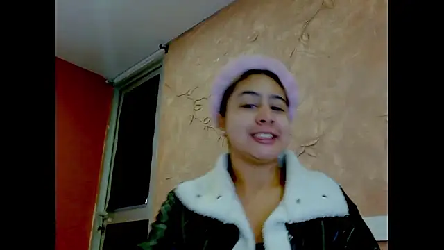 Miabonnett  online show from January 2026 12:23:02 PM