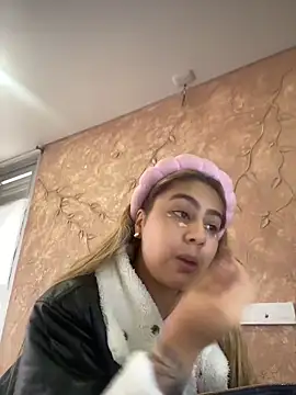 Snapshot of Miabonnett_ chatting on November 2025 12:16:01 PM Miabonnett online show from November 2025 12:16:01 PM