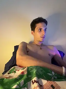 CamiloXx04 online show from April 2026 04:19:01 AM