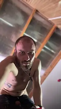 Snapshot of pervy_devil chatting on April 2026 03:40:02 AM pervy devil online show from April 2026 03:40:02 AM