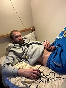 pervy devil online show from September 2025 05:08:02 AM