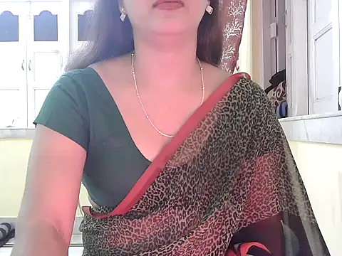 Model-Tanya online show from November 2025 03:55:02 PM