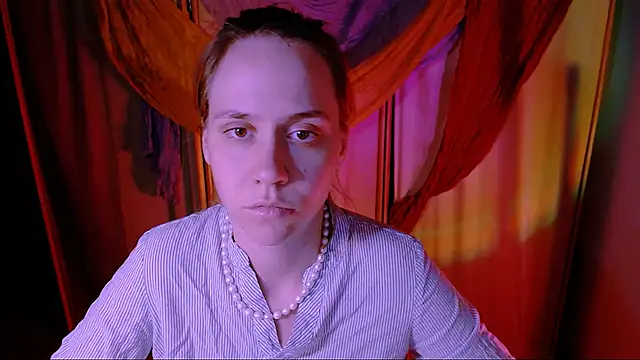 Malinax online show from November 2025 10:24:01 PM