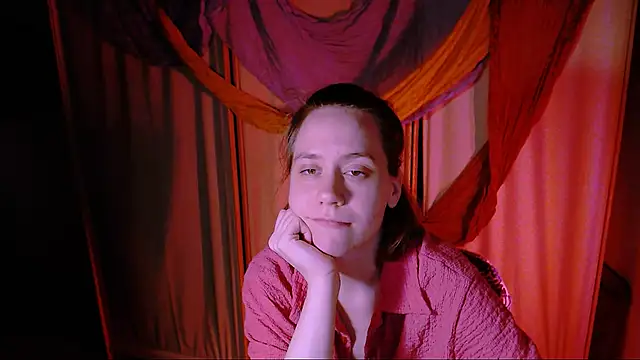 Malinax online show from December 2025 04:14:01 AM