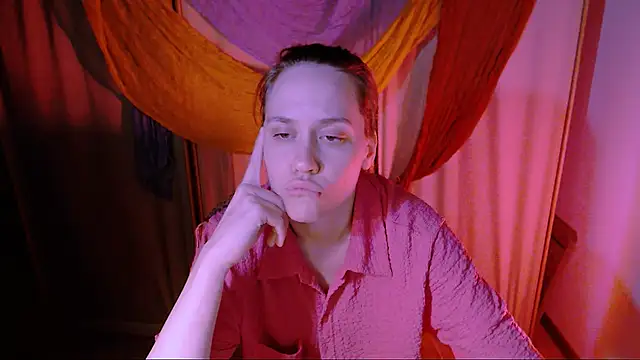 Malinax online show from November 2025 10:35:01 PM