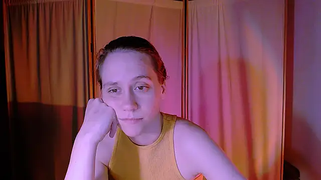 Snapshot of Malinax chatting on October 2025 10:35:01 PM Malinax online show from October 2025 10:35:01 PM