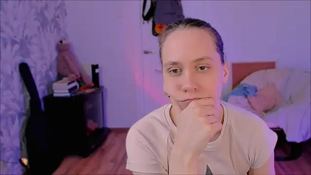 Malinax online show from April 2026 01:34:02 PM