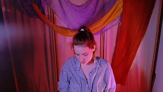 Malinax online show from December 2025 10:26:02 PM