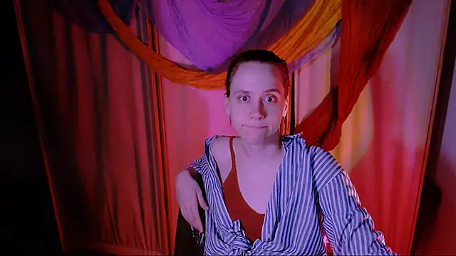 Malinax online show from December 2025 10:15:01 PM