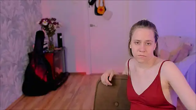 Malinax online show from April 2026 01:59:01 PM