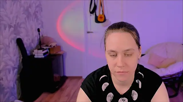 Malinax online show from March 2026 01:36:02 PM