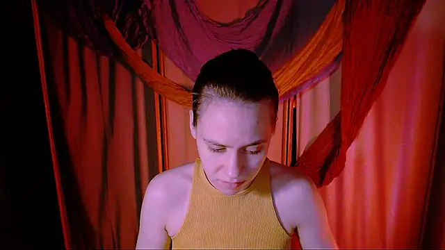 Malinax online show from December 2025 04:15:01 AM