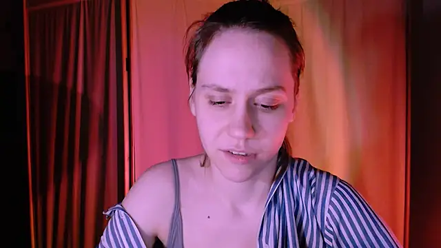 Snapshot of Malinax chatting on January 2025 11:32:01 PM Malinax online show from January 2025 11:32:01 PM