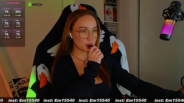 Snapshot of Emili1- chatting on January 2025 09:56:01 AM Emili1- online show from January 2025 09:56:01 AM