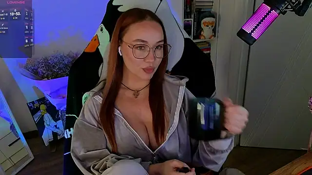 Snapshot of Emili1- chatting on October 2025 10:34:02 AM Emili1- online show from October 2025 10:34:02 AM