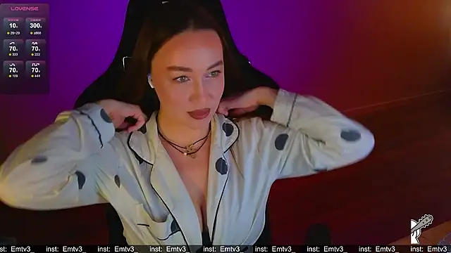 Emili1- online show from March 2026 11:57:01 AM