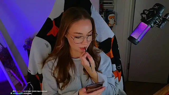 Snapshot of Emili1- chatting on March 2025 12:39:02 PM Emili1- online show from March 2025 12:39:02 PM