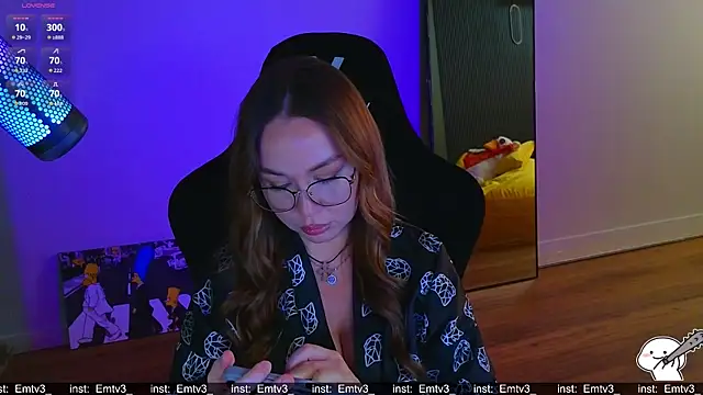 Emili1- online show from July 2026 10:01:01 AM