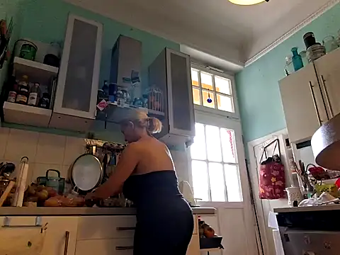 FrauleinSchmitt online show from October 2025 11:22:02 AM