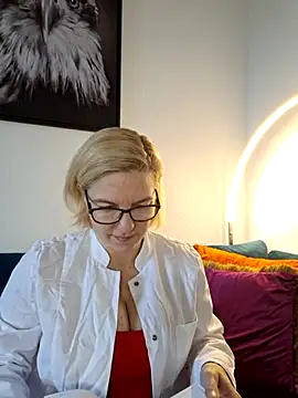 FrauleinSchmitt online show from January 2025 09:13:01 AM