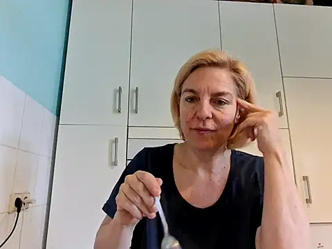 FrauleinSchmitt online show from February 2025 08:40:02 AM