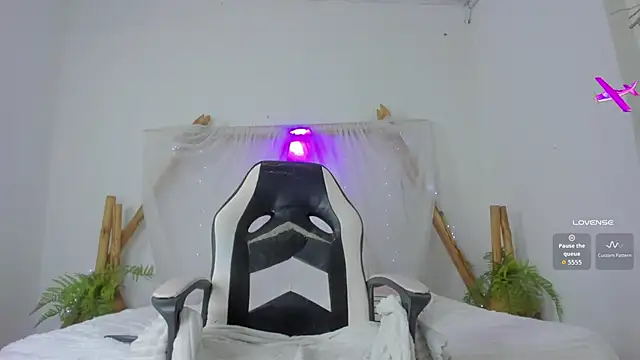  RedMoon online show from December 2025 05:47:02 PM