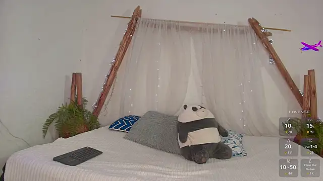  RedMoon online show from February 2026 09:28:01 PM