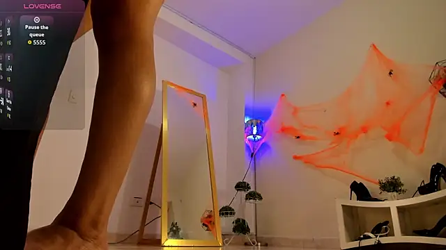 Snapshot of amelyaDreams chatting on October 2025 07:23:01 PM amelyaDreams online show from October 2025 07:23:01 PM