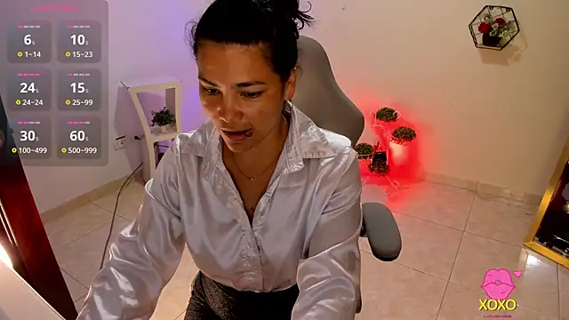 Snapshot of amelyaDreams chatting on December 2025 07:35:01 PM amelyaDreams online show from December 2025 07:35:01 PM