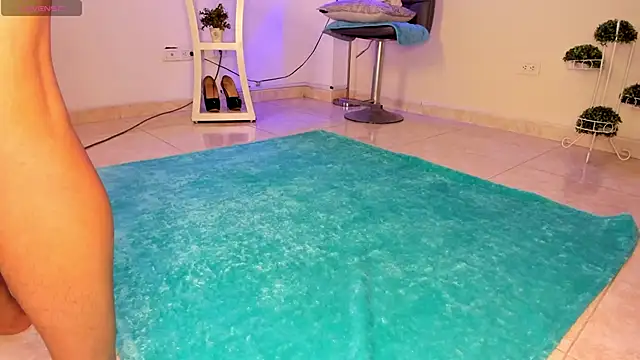 Snapshot of amelyaDreams chatting on November 2025 07:36:01 PM amelyaDreams online show from November 2025 07:36:01 PM