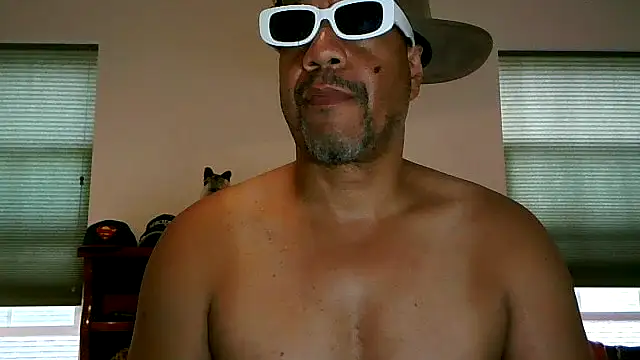 pimpdaddy4ever online show from December 2025 07:49:02 PM