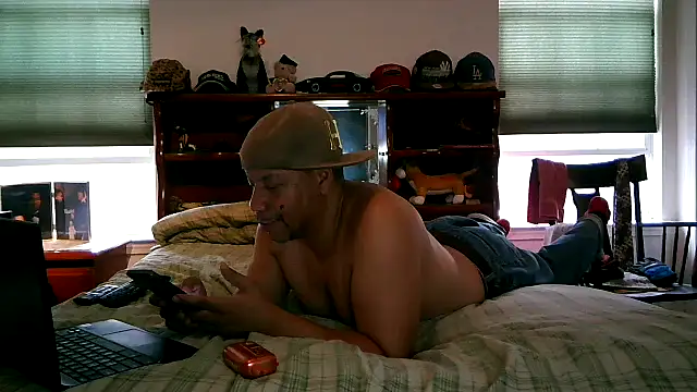 pimpdaddy4ever online show from February 2026 07:10:01 PM