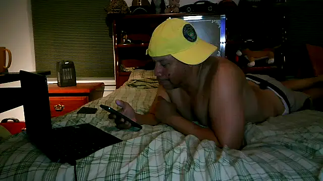 pimpdaddy4ever online show from March 2026 02:40:02 AM