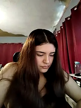 Snapshot of Carandrew chatting on December 2025 03:47:01 PM Carandrew online show from December 2025 03:47:01 PM