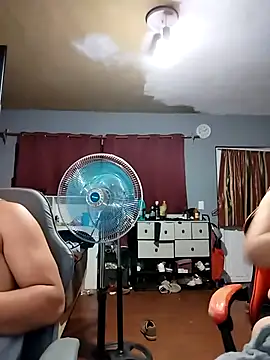 Carandrew online show from April 2026 04:41:02 AM