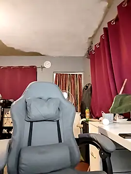 Carandrew online show from March 2026 04:08:02 AM