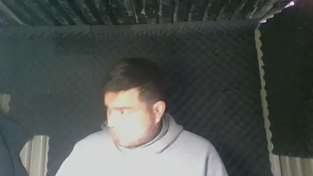 Snapshot of DirtyRcride chatting on February 2025 06:29:02 PM DirtyRcride online show from February 2025 06:29:02 PM